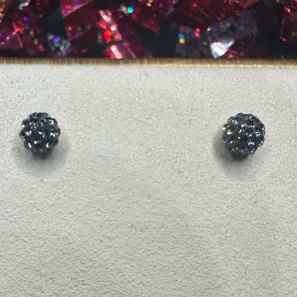 14K Solid Gold Black Crystal Ball Stud Earrings – Preowned Sparkly Bead posts - Picture 1 of 17